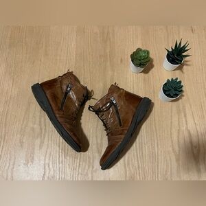 Dorking Women’s Ankle Leather Boots